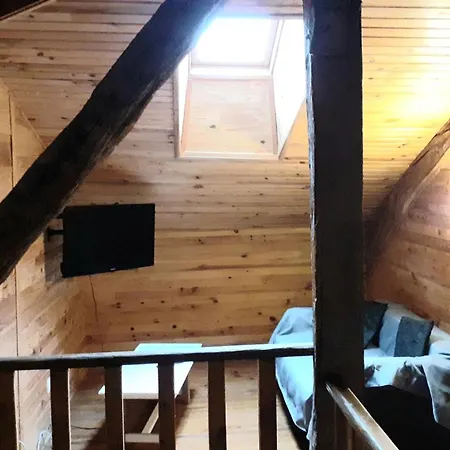 Prázdninový dům Chaleureux Cottage, Piscine Patio