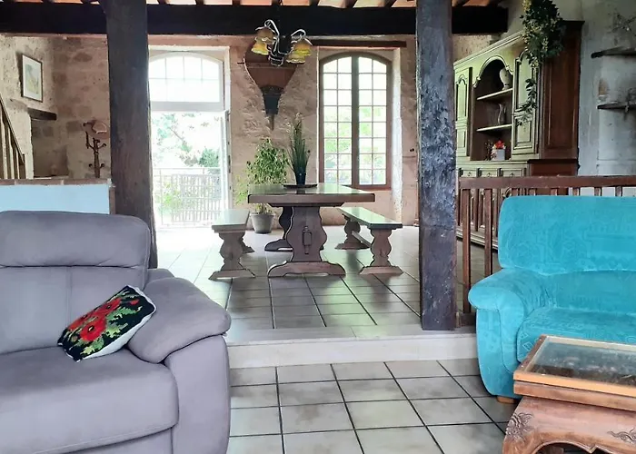 Casa vacanze Chaleureux Cottage, Piscine Patio Tayrac (Lot-et-Garonne)